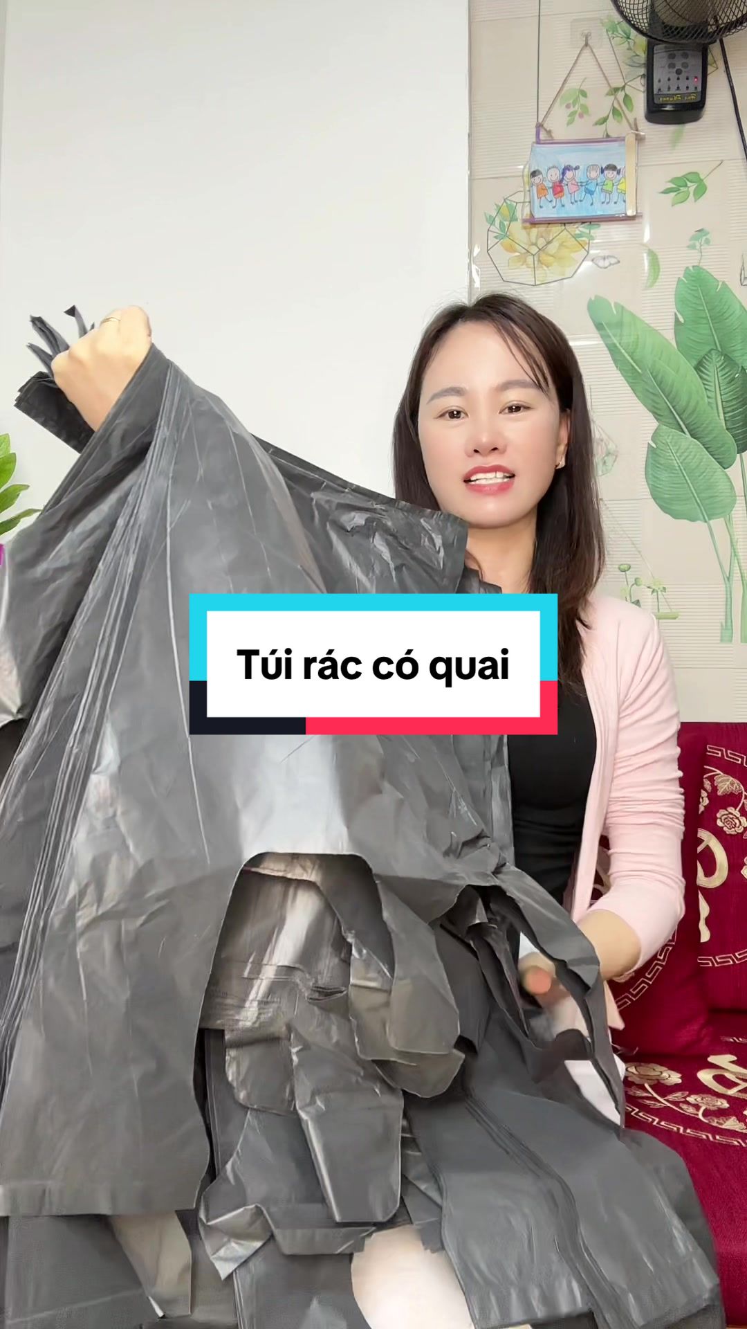 @C&ocirc; g&aacute;i họ Đinh