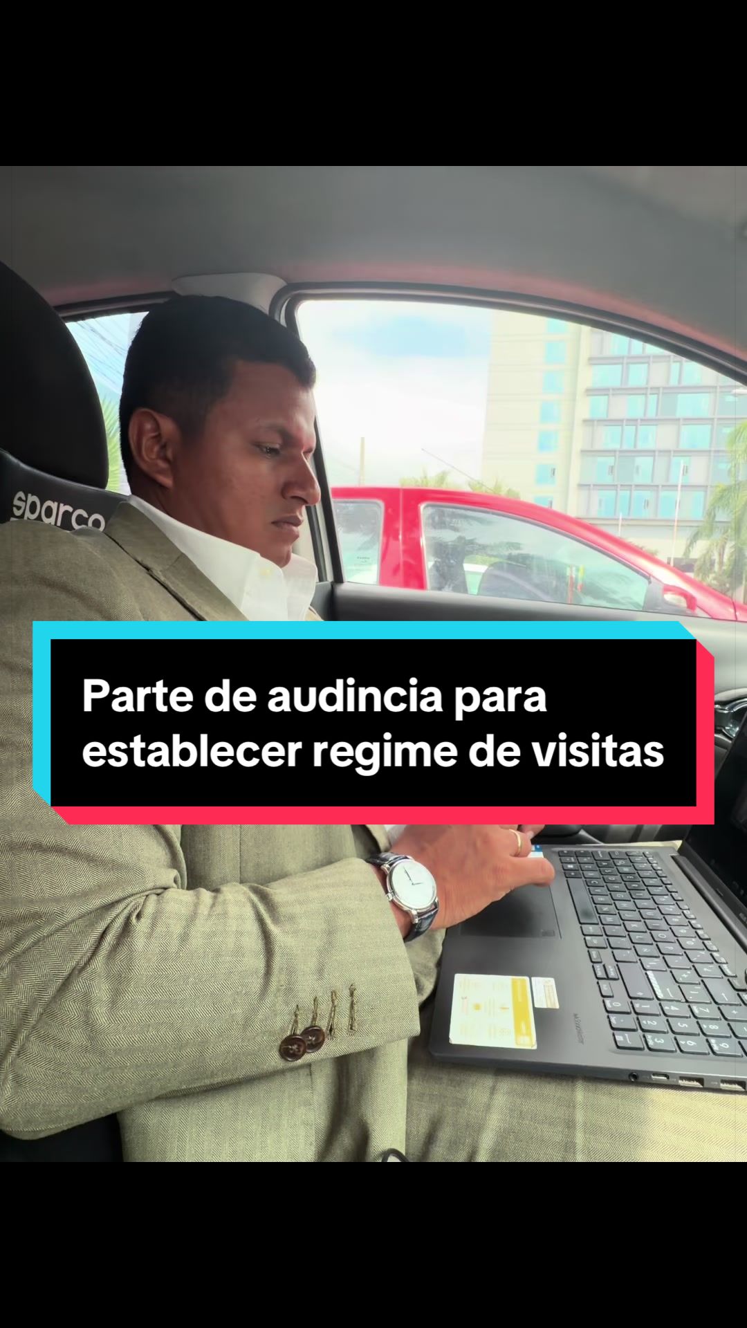 @Rafael Gudiño | Abogado