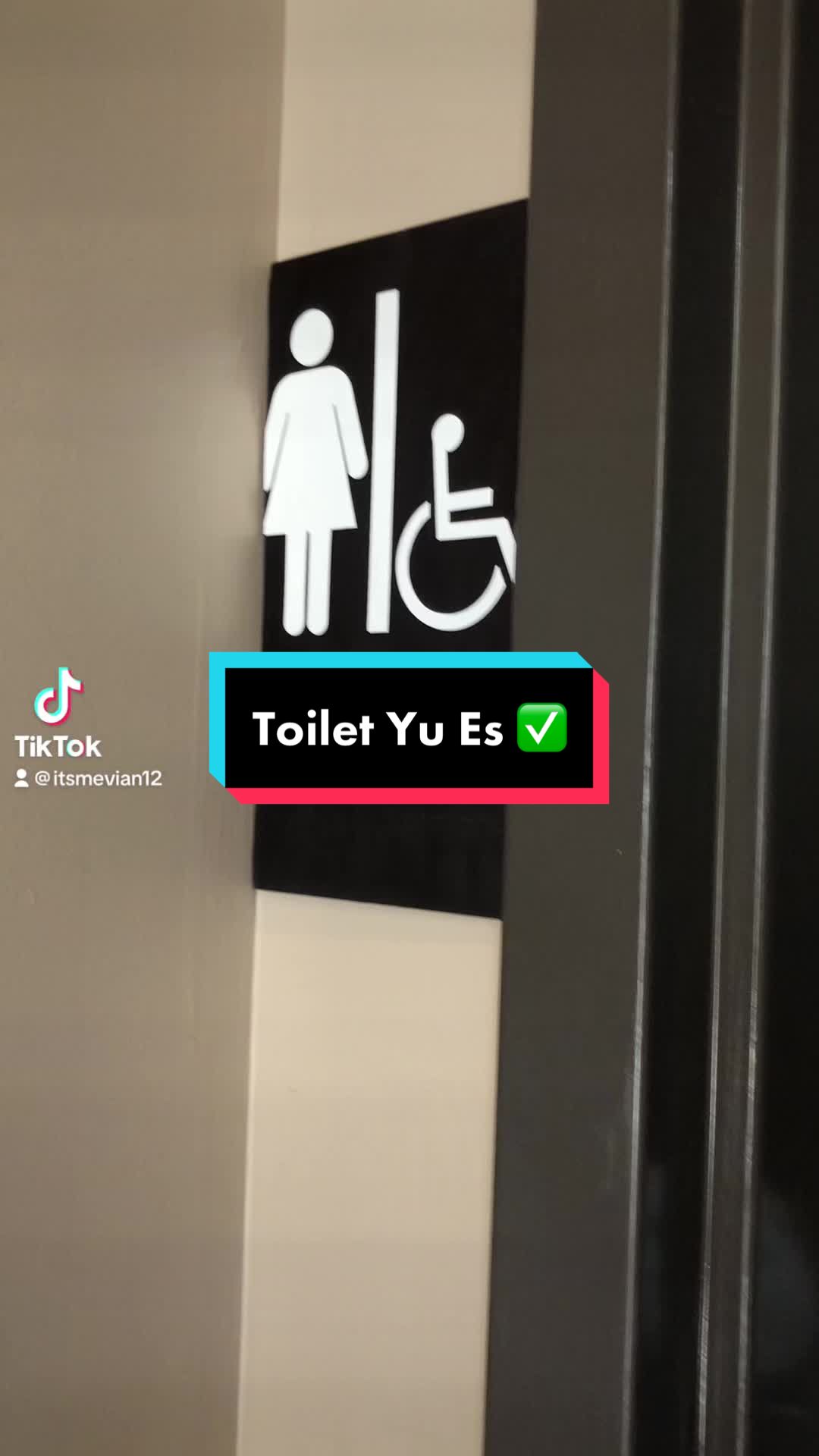 @Justhooman