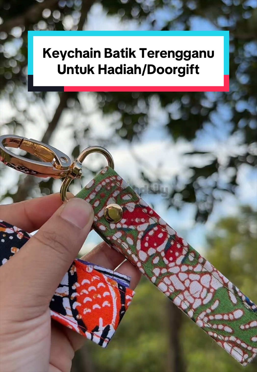 @CikZahDaily
