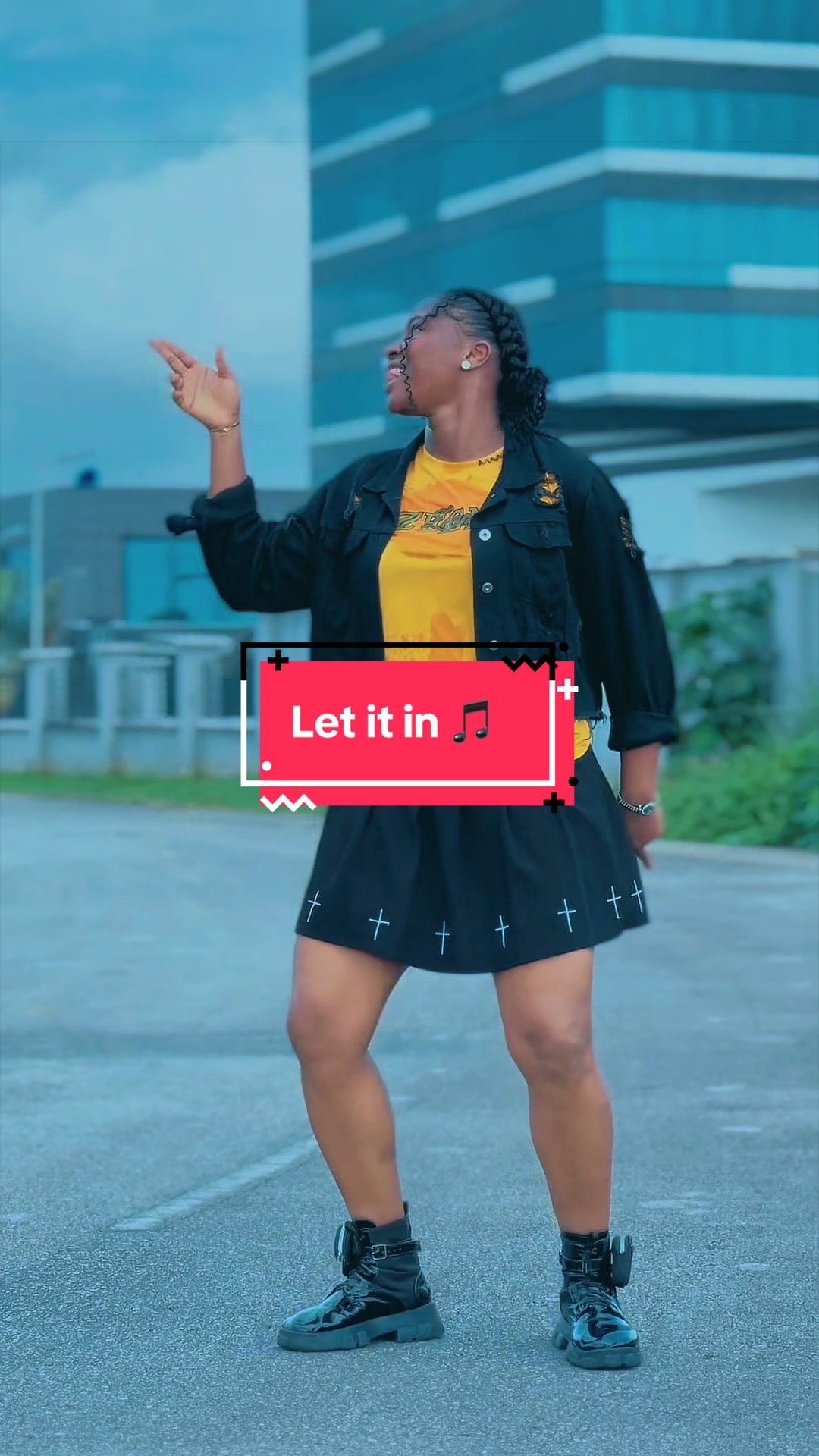 @E_VA vibes ❤️&zwj;🔥🤍🖤