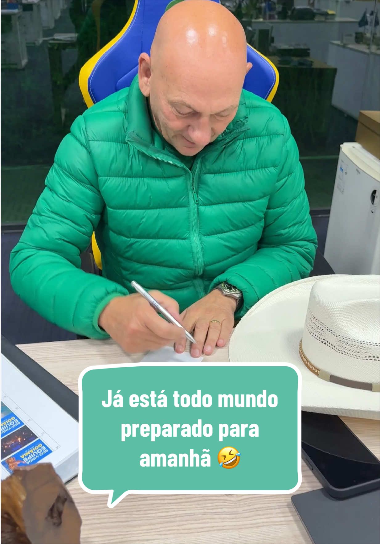 @V&eacute;io da Havan