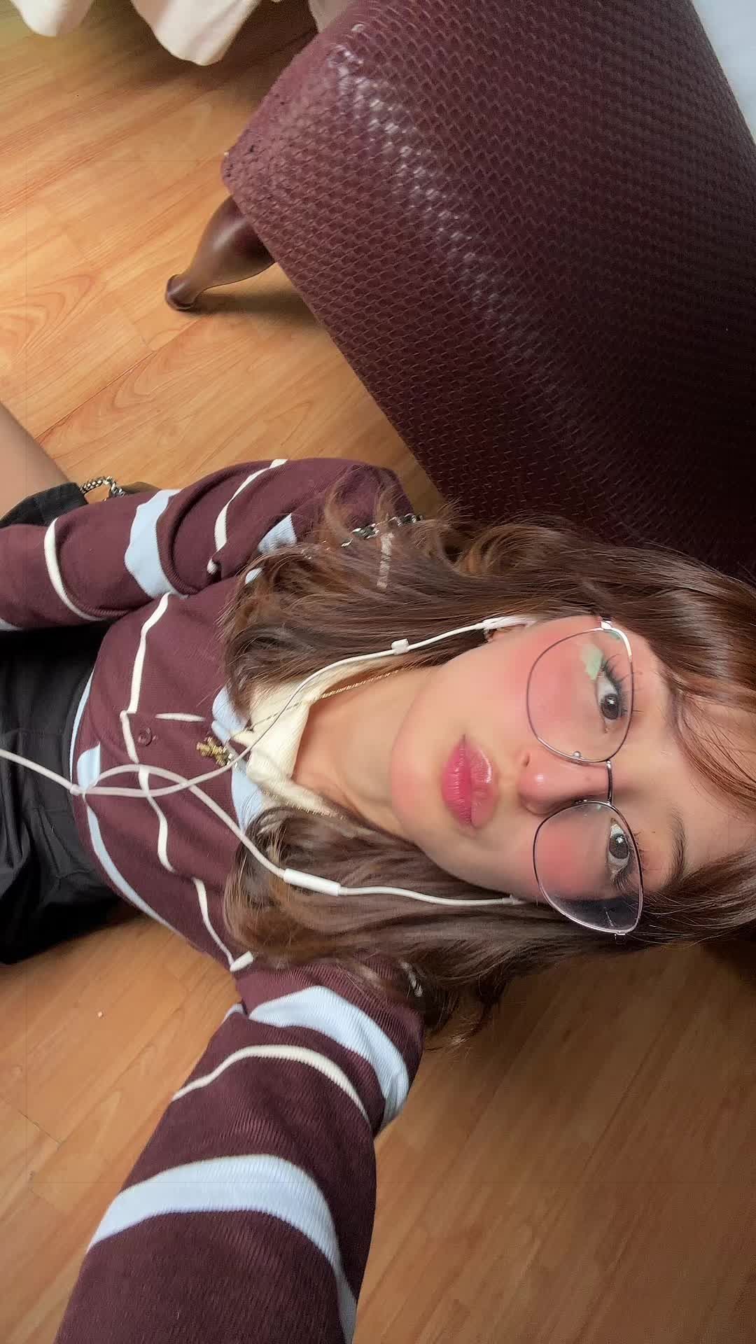 @NURIII