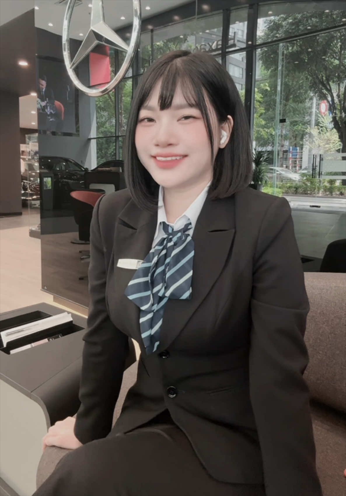 @Tường Liên Mercedes