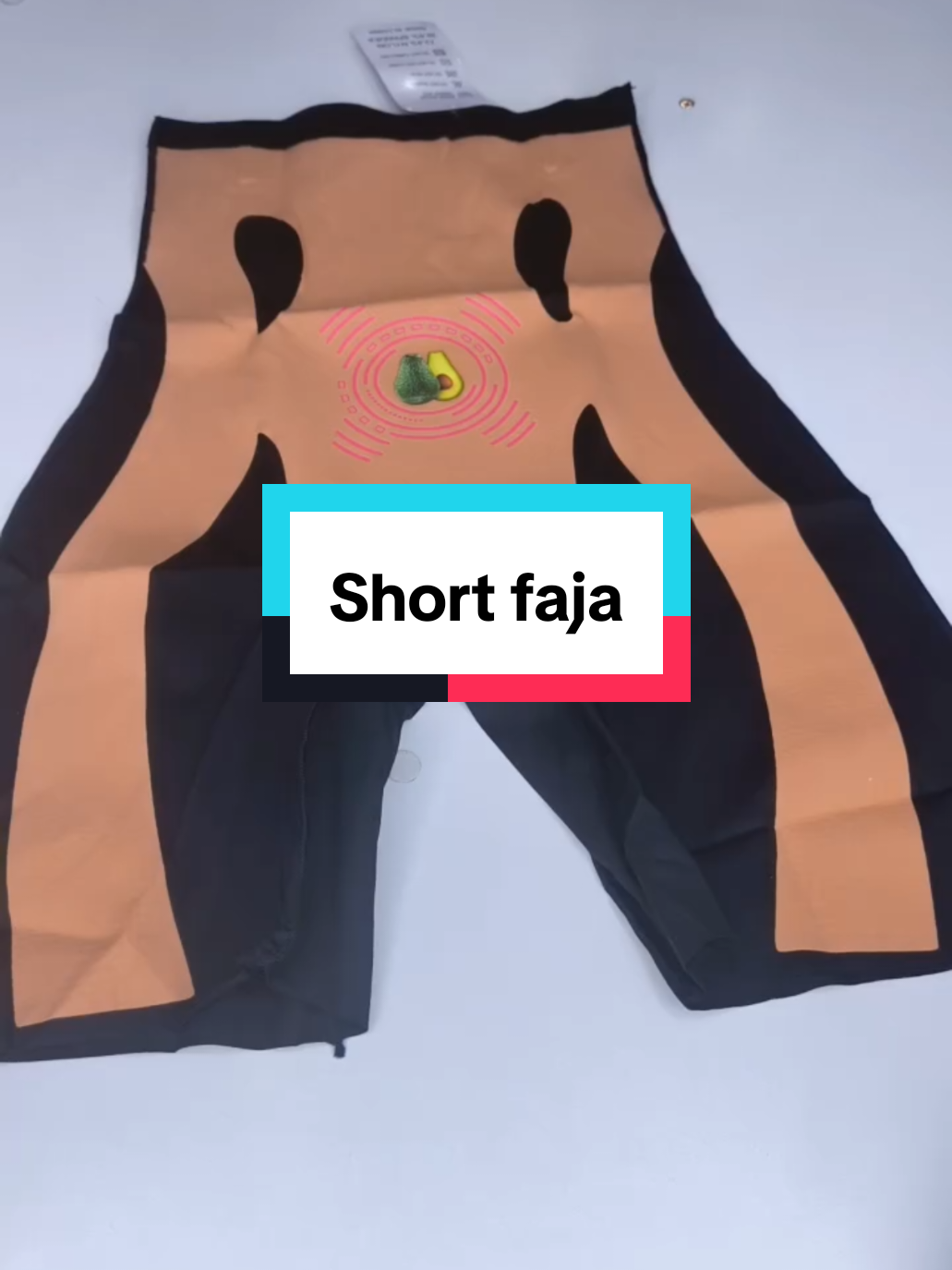 @Ellas lencer&iacute;a