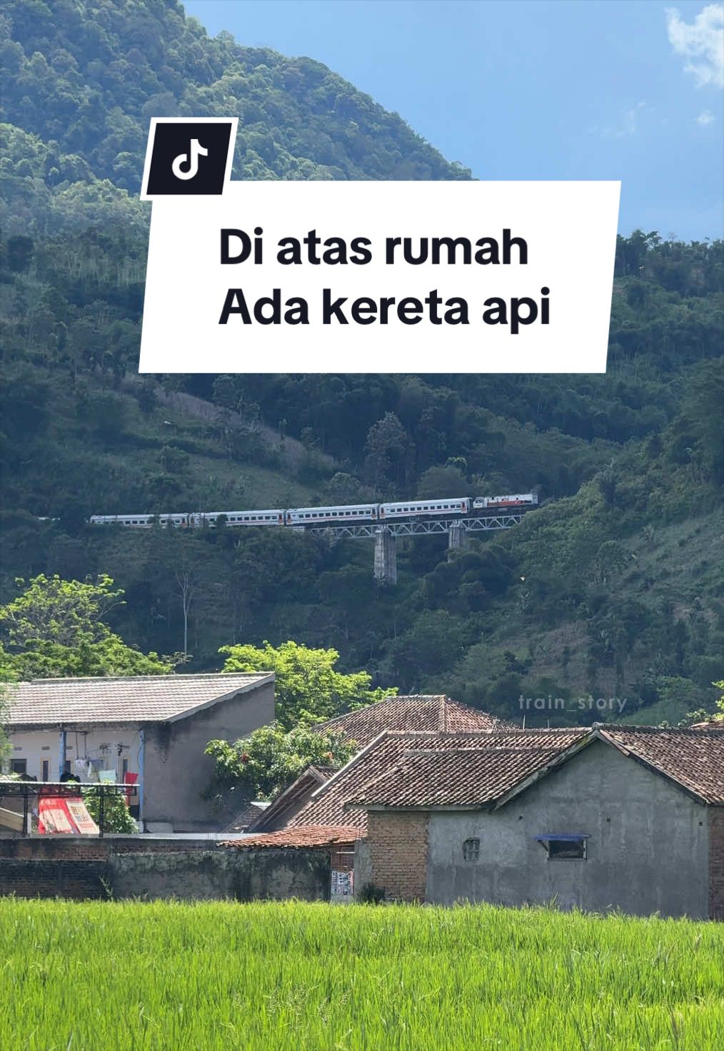 @Train_Story