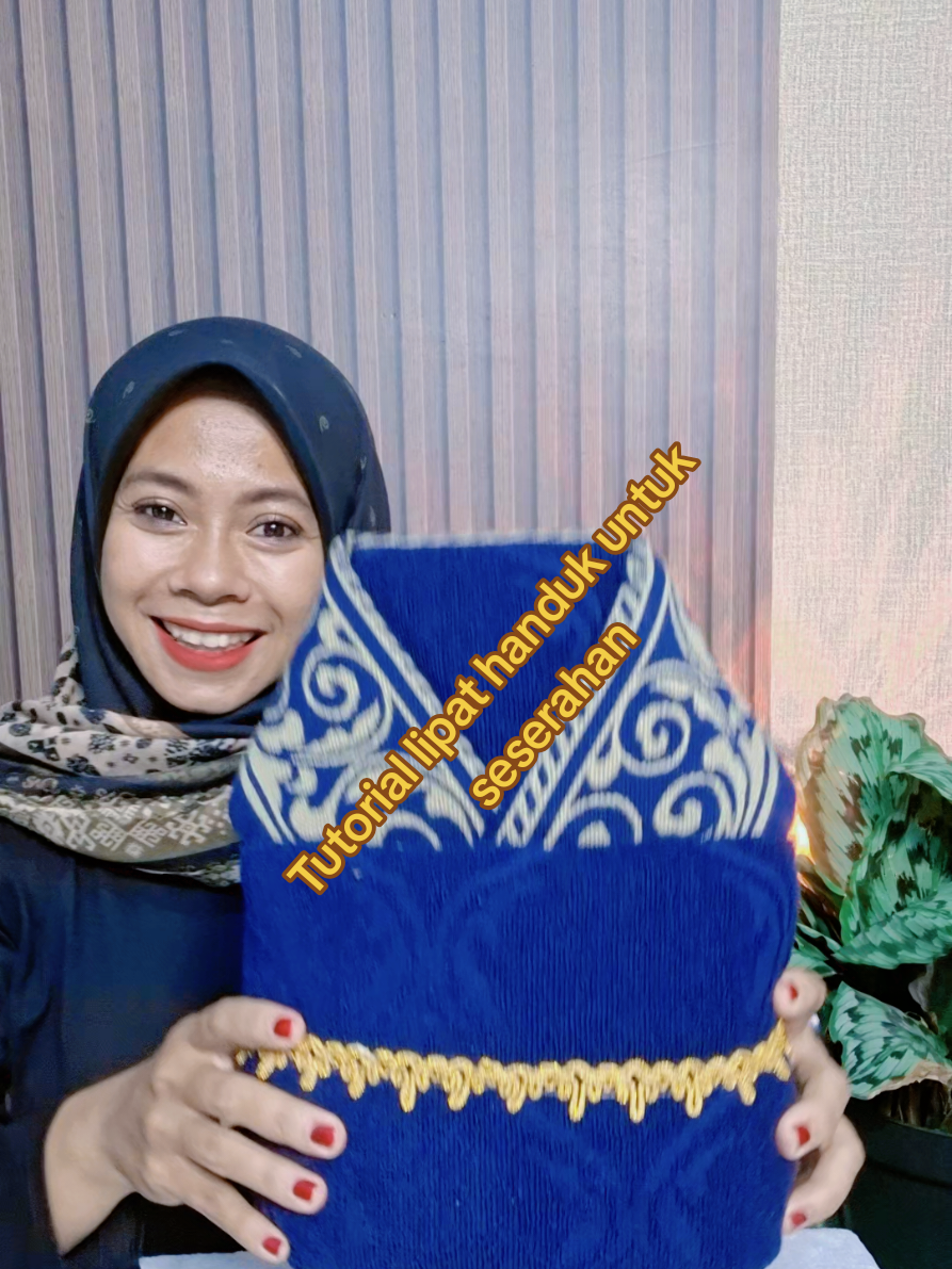@Siti Fatimah|Gift Box