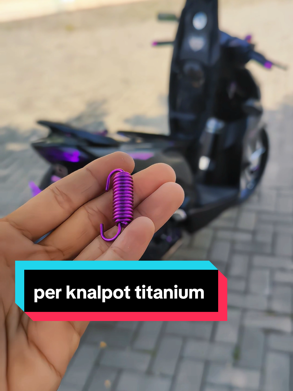 @𝘾𝙔𝙍𝙄𝙇𝙇𝙀𝙫𝟮👾