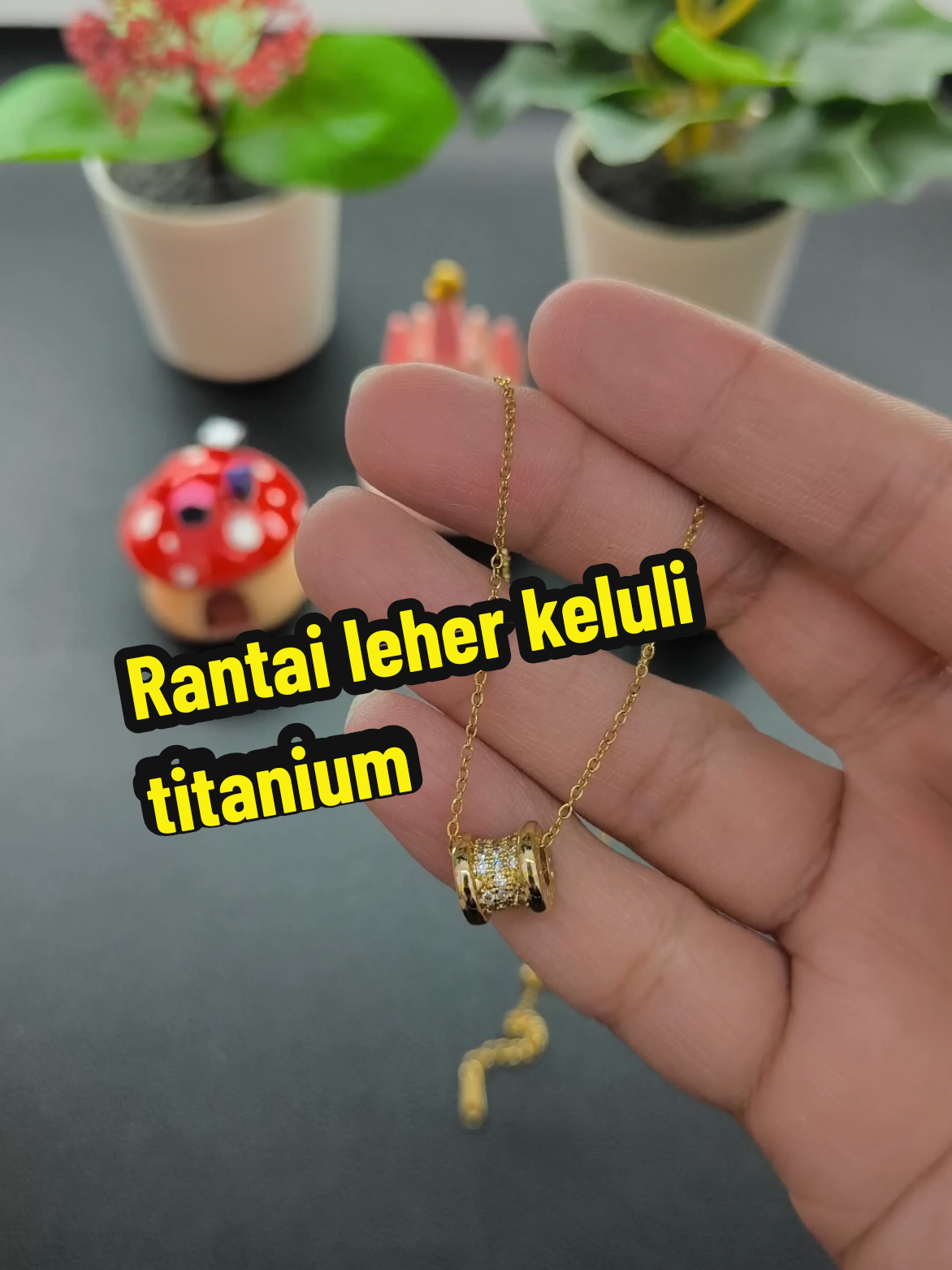 @FashionForUshop