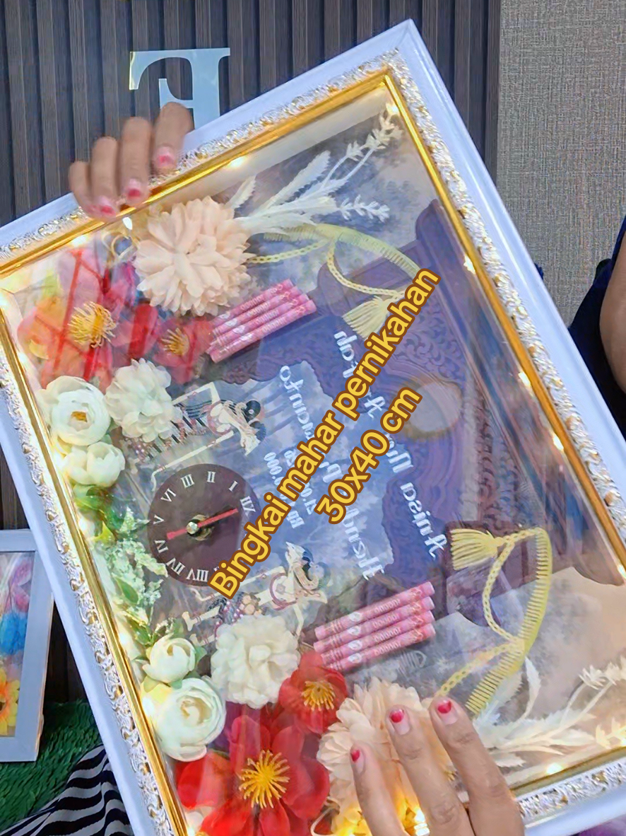 @Siti Fatimah|Gift Box