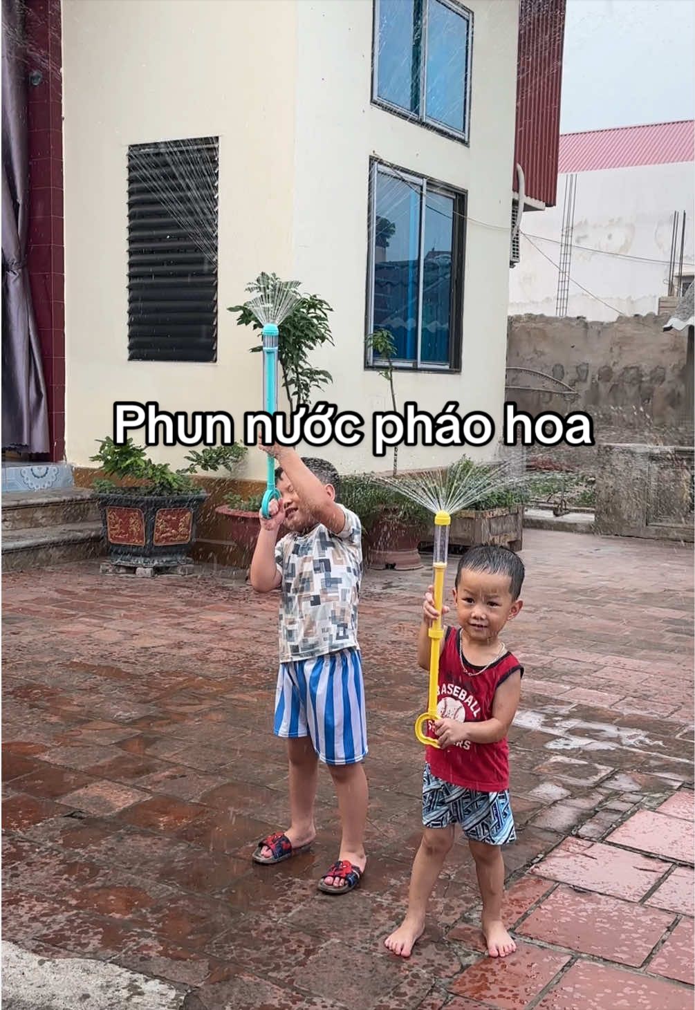 @Ng&ocirc; T&acirc;m-Mẹ Happy