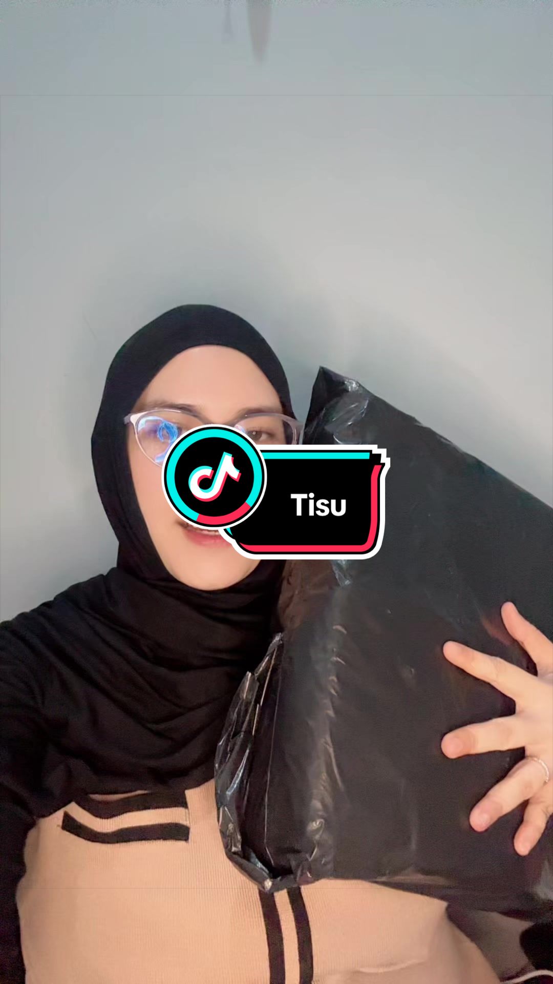 @Icabeee_