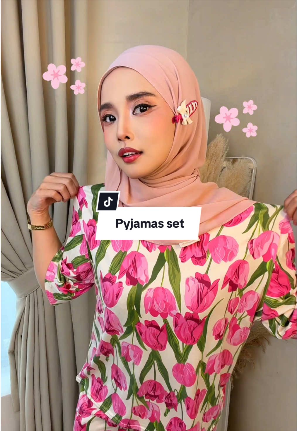 @Tiffany 🌷Moncherilive