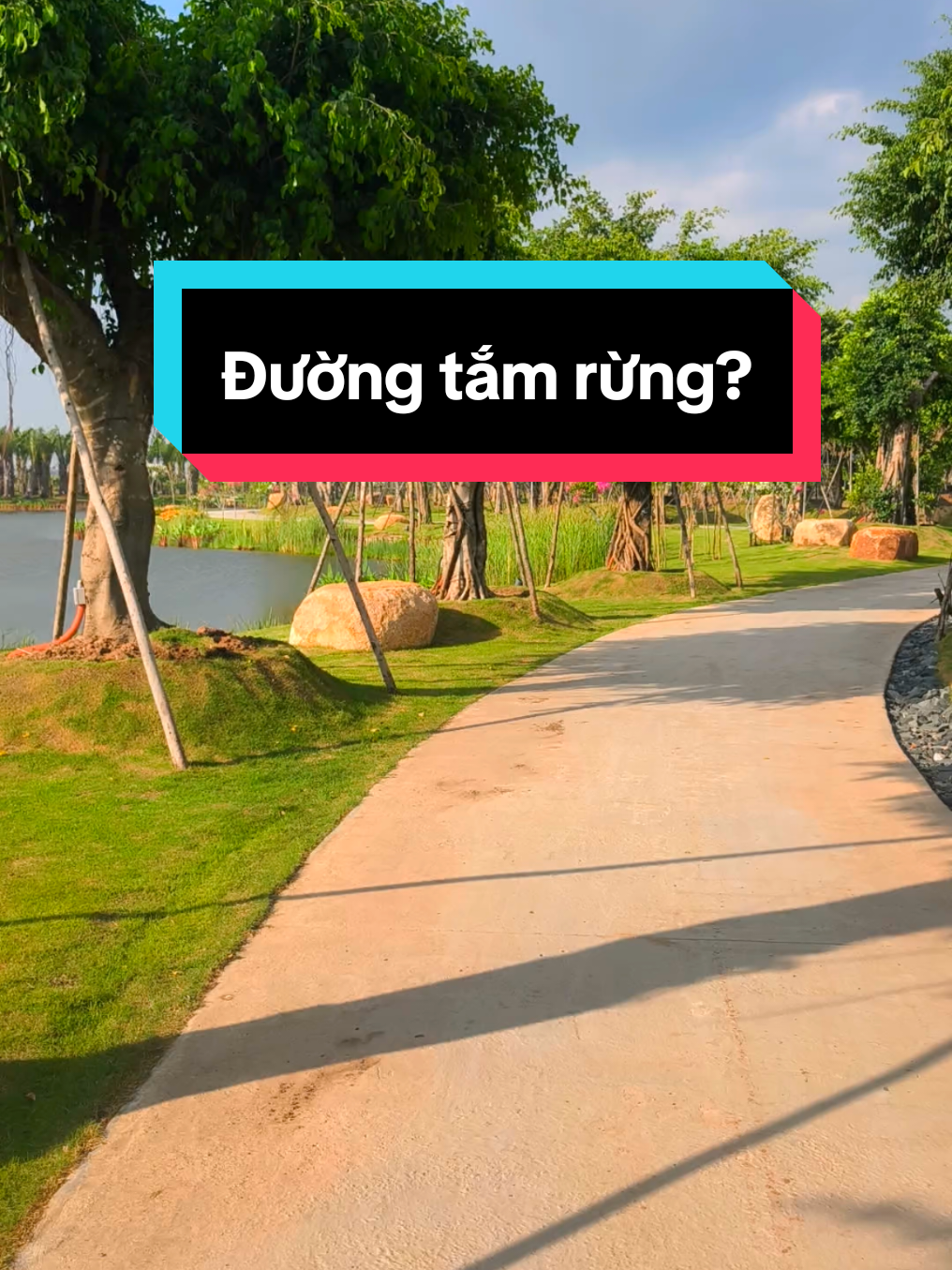 @PHỐ THƯƠNG MẠI