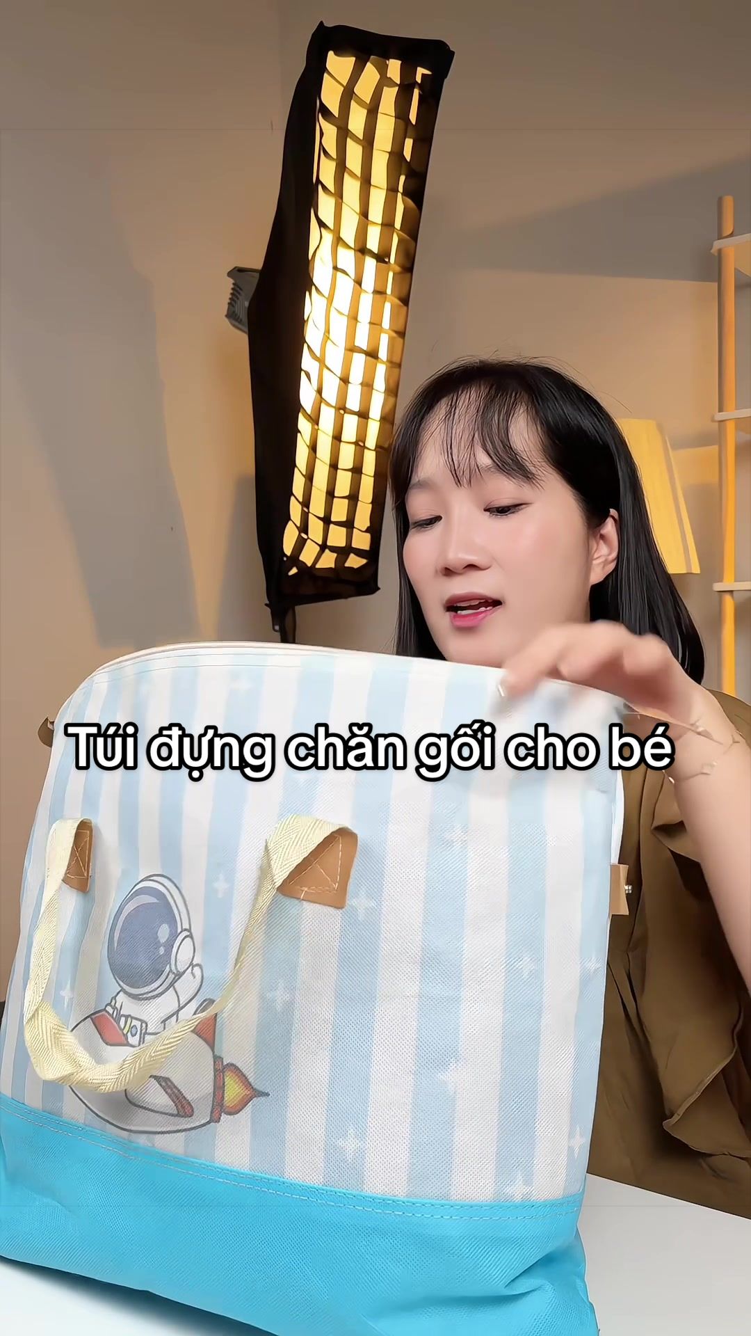@Ng&ocirc; T&acirc;m-Mẹ Happy