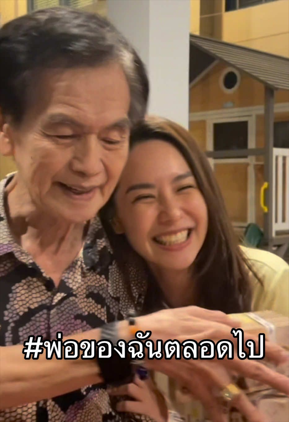 @Nui Sujira Aroonpipat