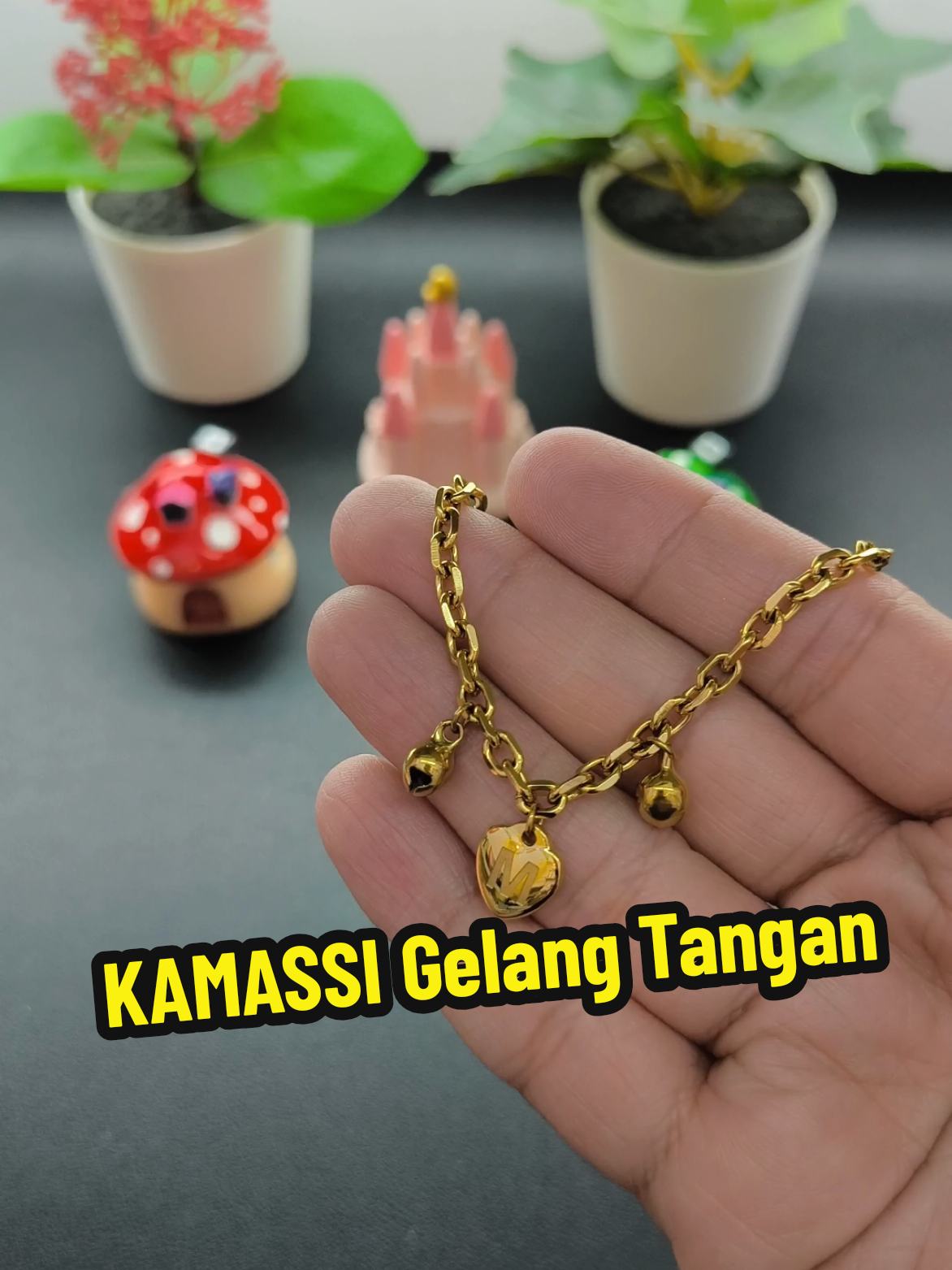 @FashionForUshop