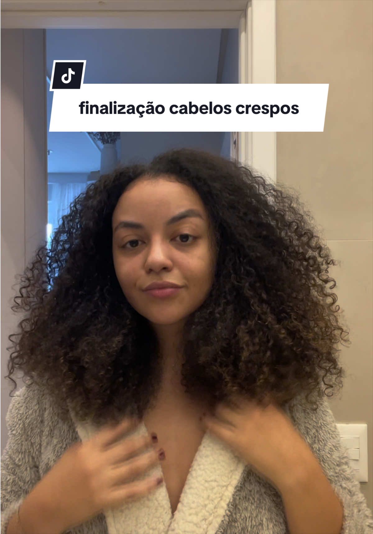 @naiara azevedo