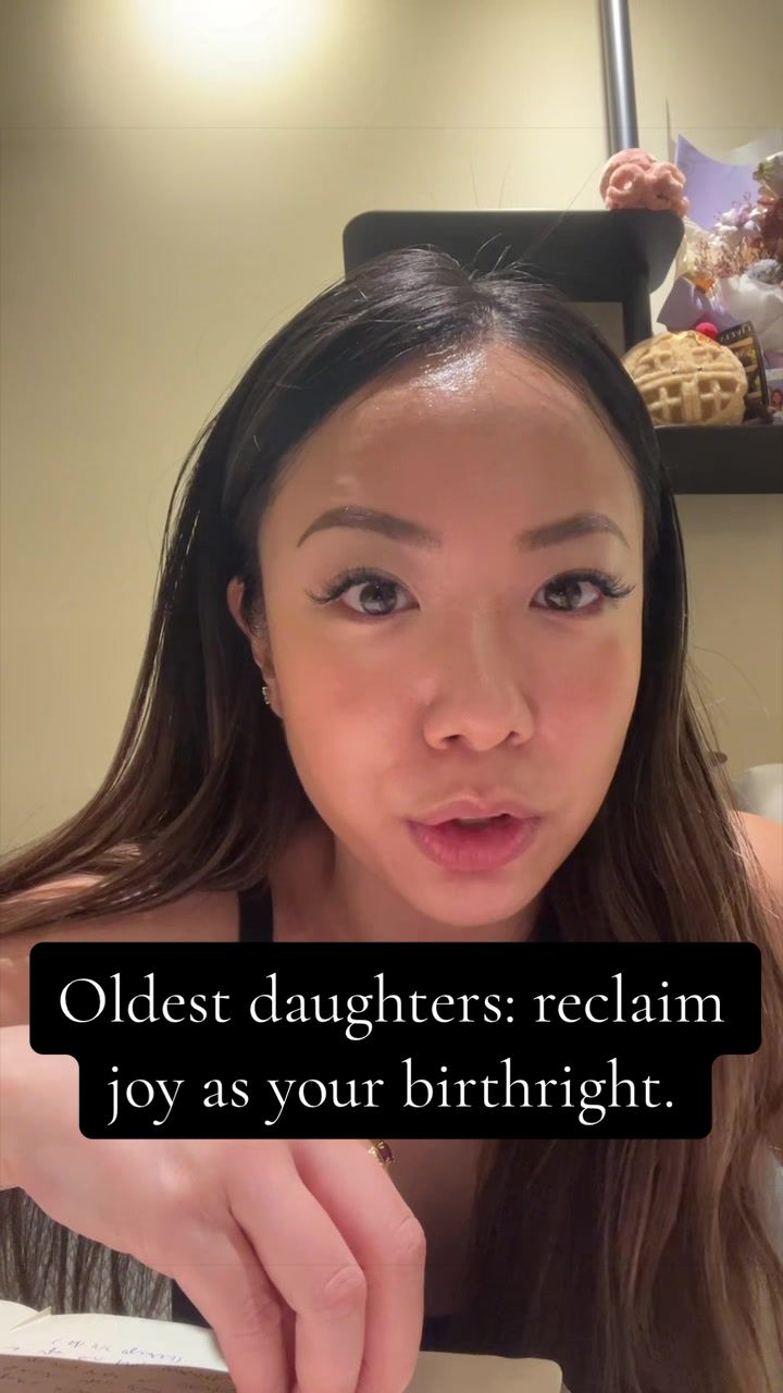 @Vivian Wu | Hypnotist