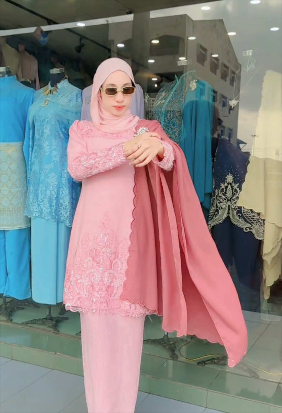 @Elly Emylia Boutique