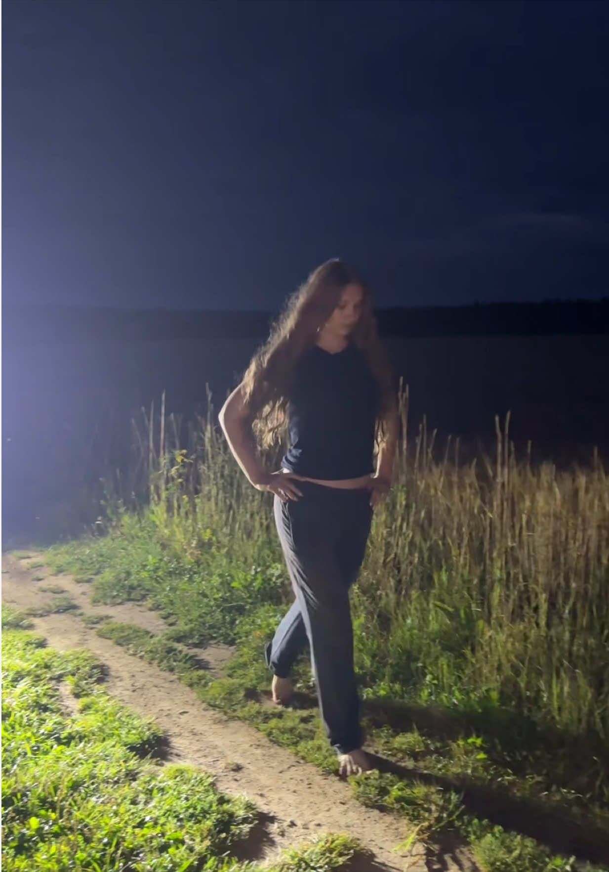 @𝒟𝑎𝑆ℎ𝑖𝑙