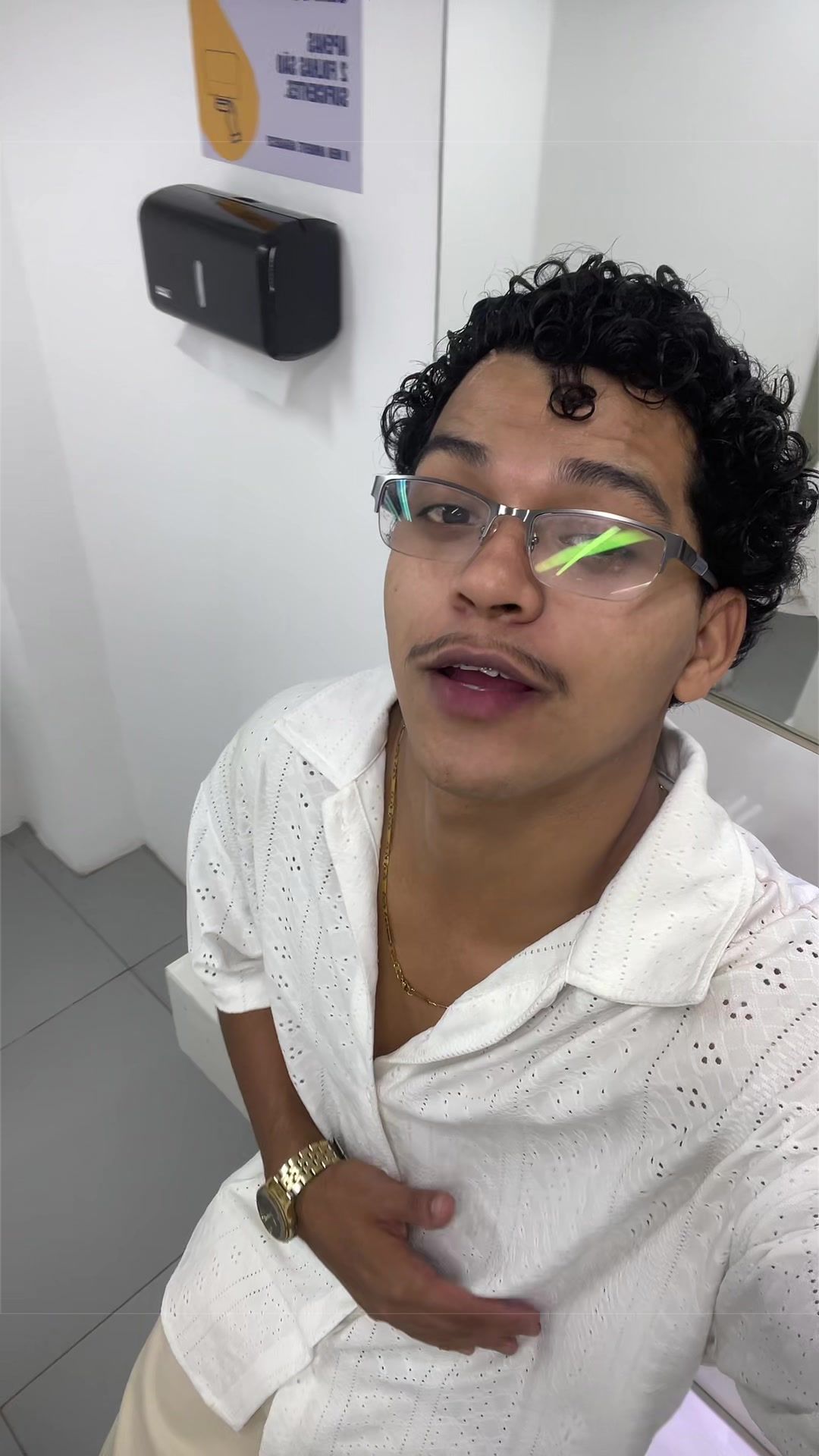 @T.H