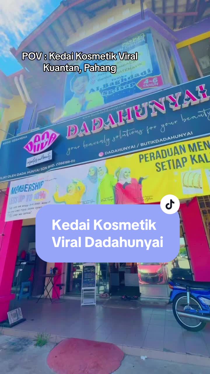@DadaHunyai Makeup And Perfumes