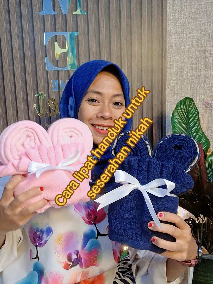 @Siti Fatimah|Gift Box