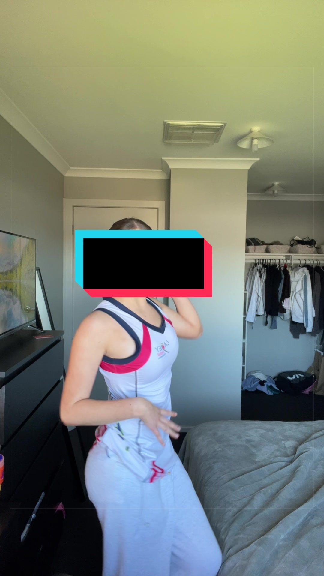 @Leahspamms