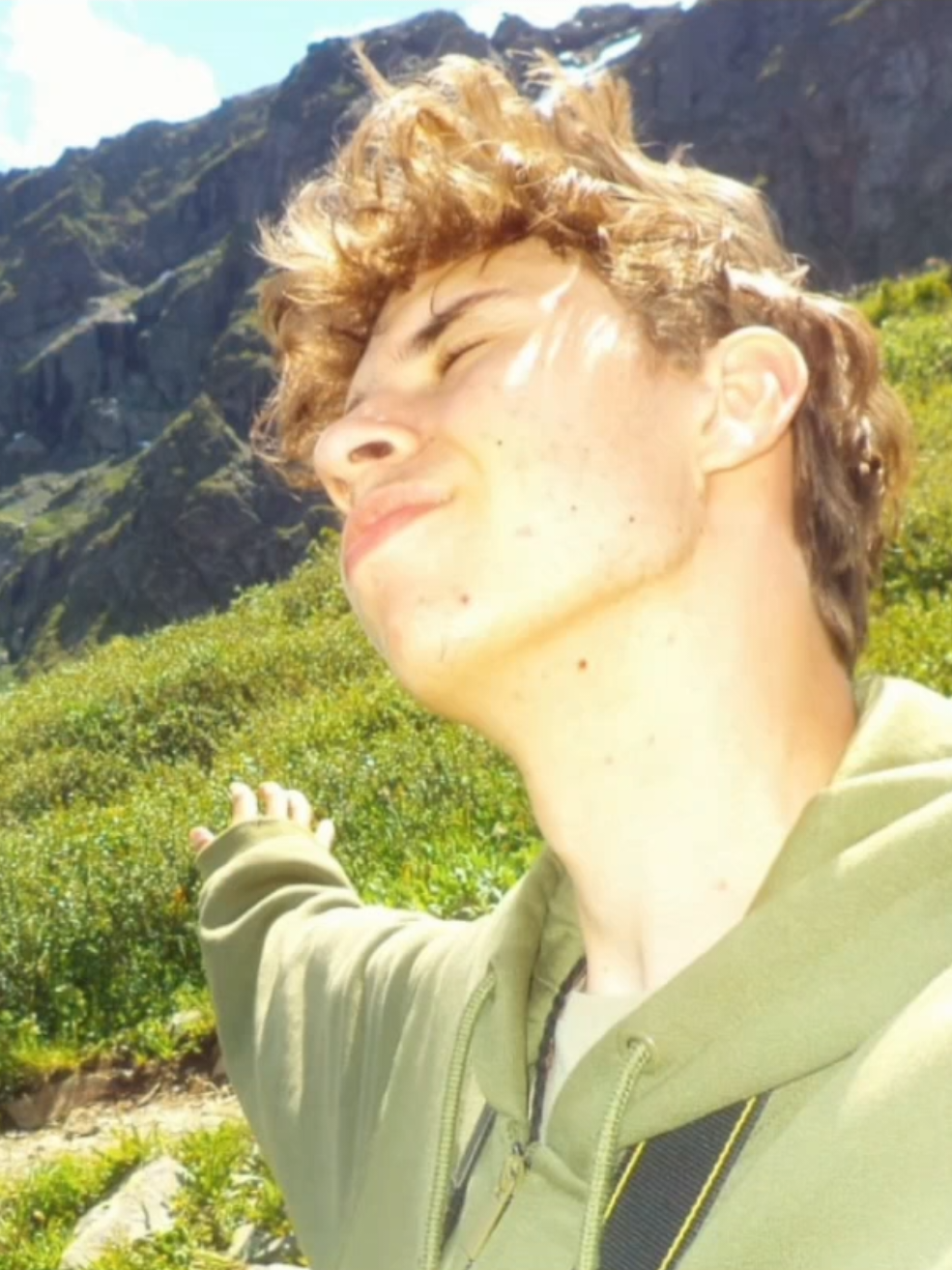 @&deg;.✶mintic🪵⛰️&bull;&deg;
