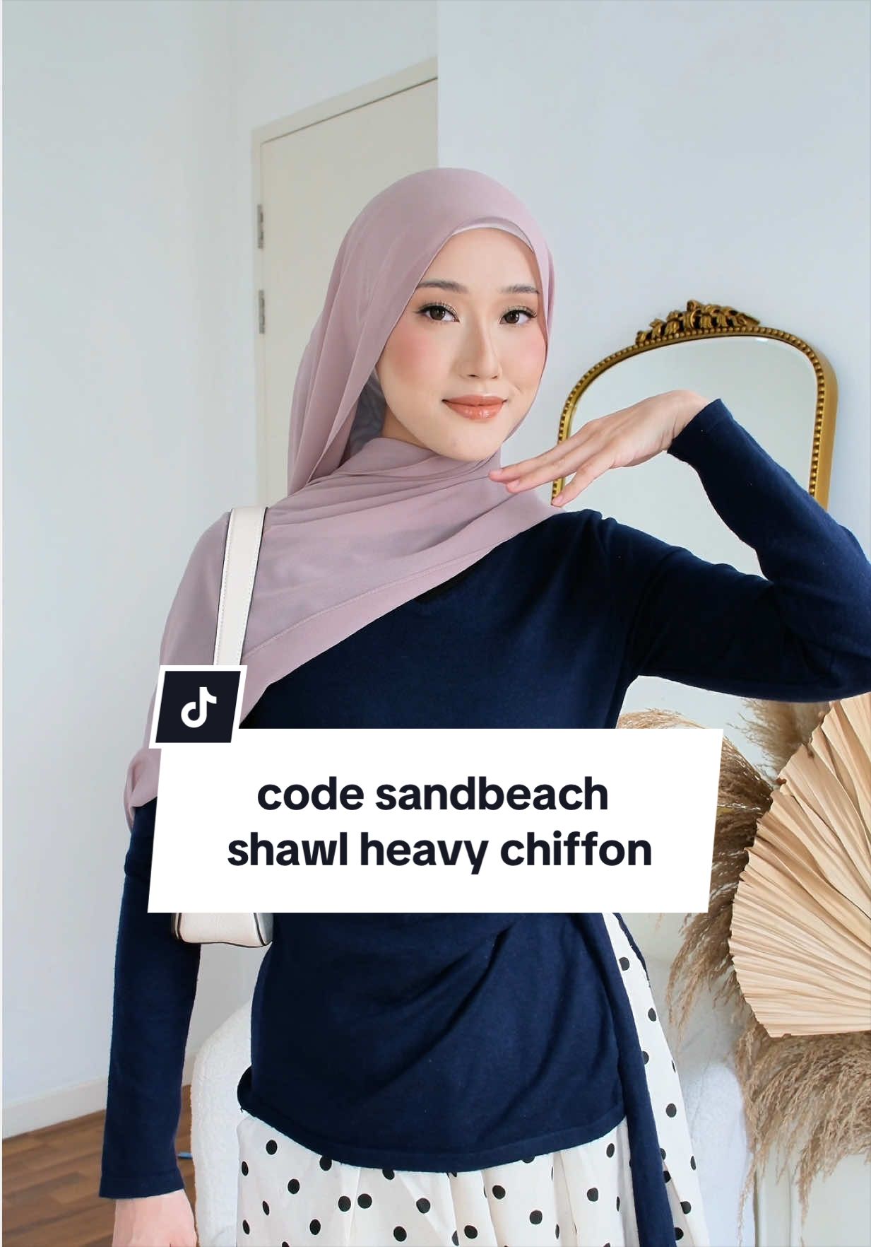 @AmyraHijab