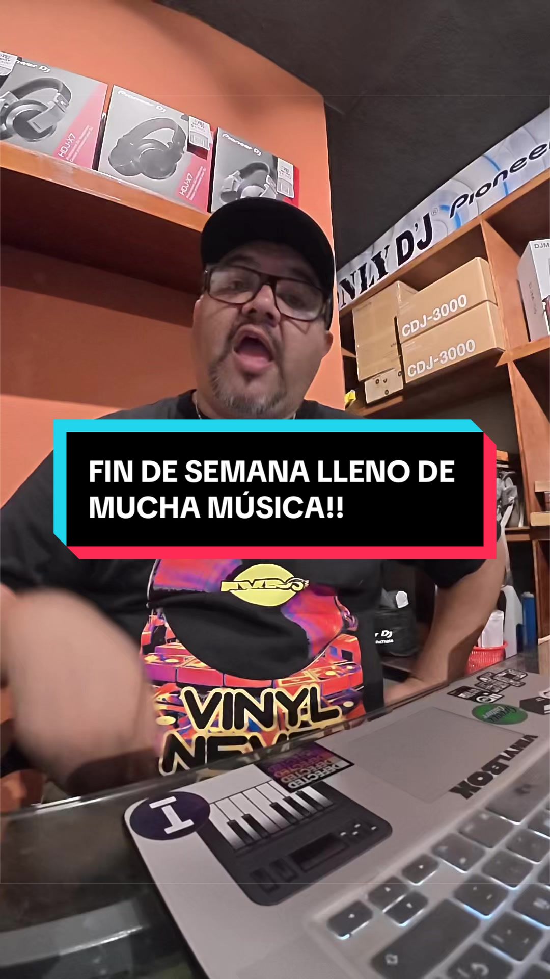 @Javier Dee | DJ