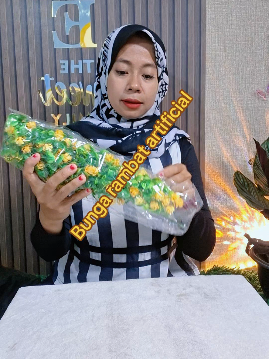 @Siti Fatimah|Gift Box