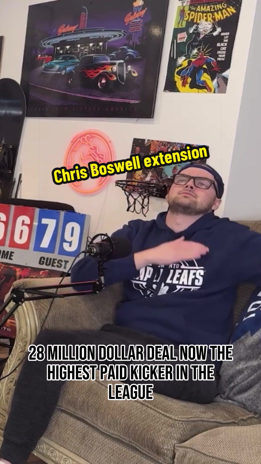@sweatytriopod