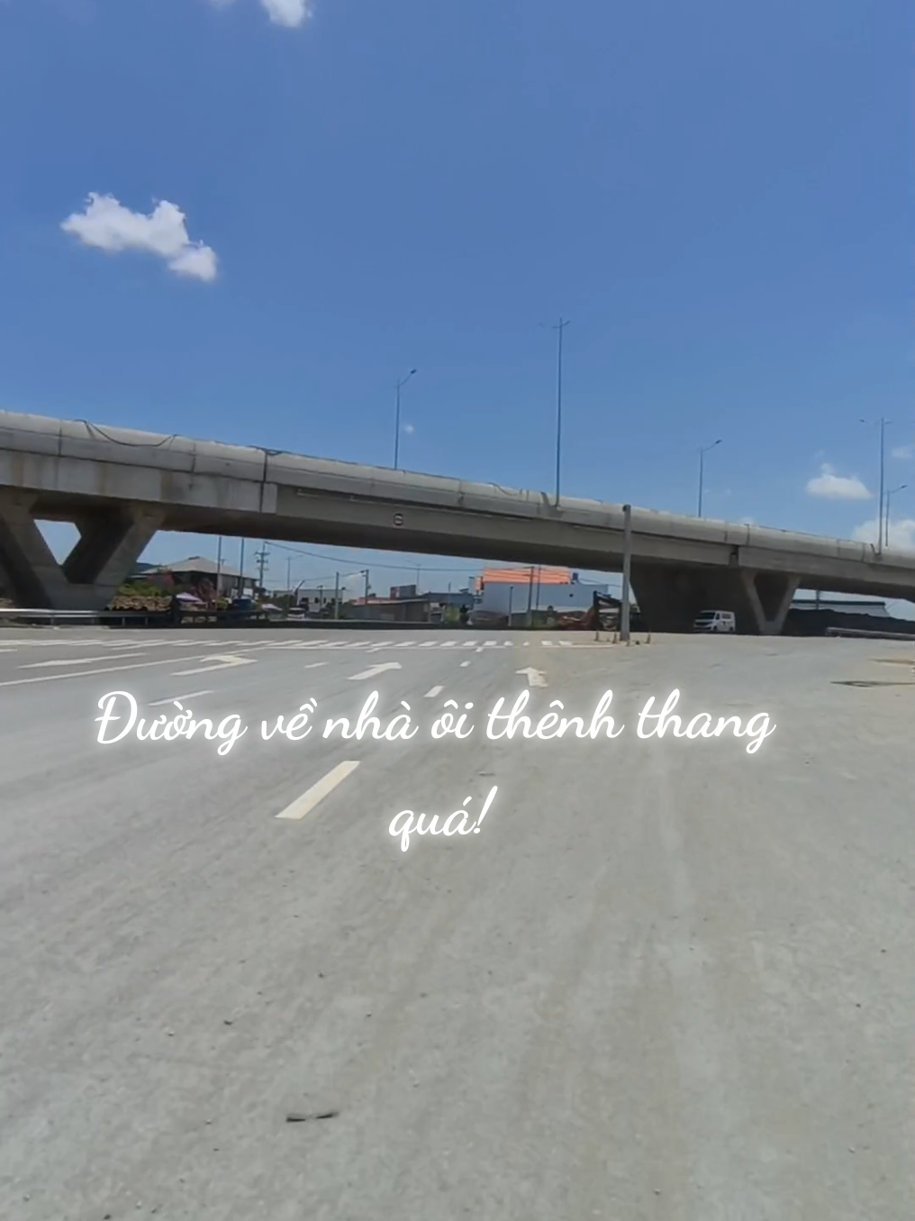 @PHỐ THƯƠNG MẠI