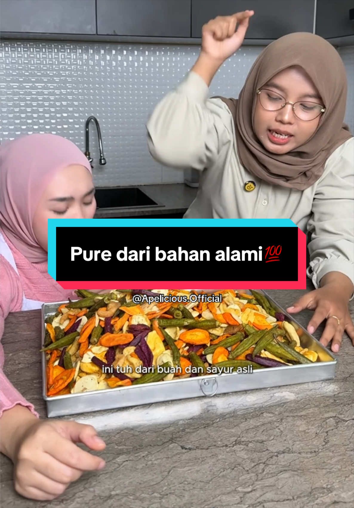 @APELICIOUS OFFICIAL