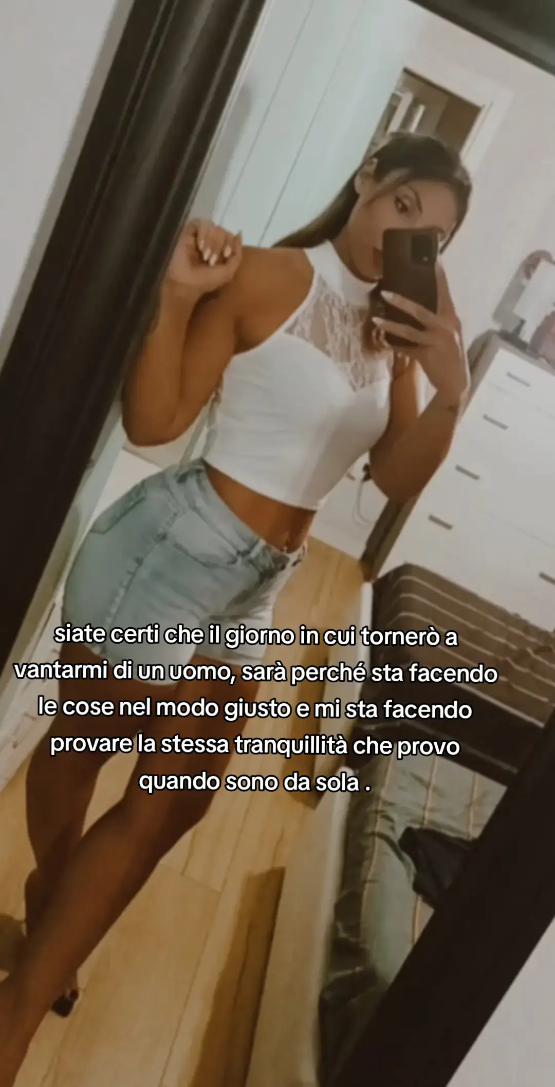 @Debora Fava 🖤♓🐺
