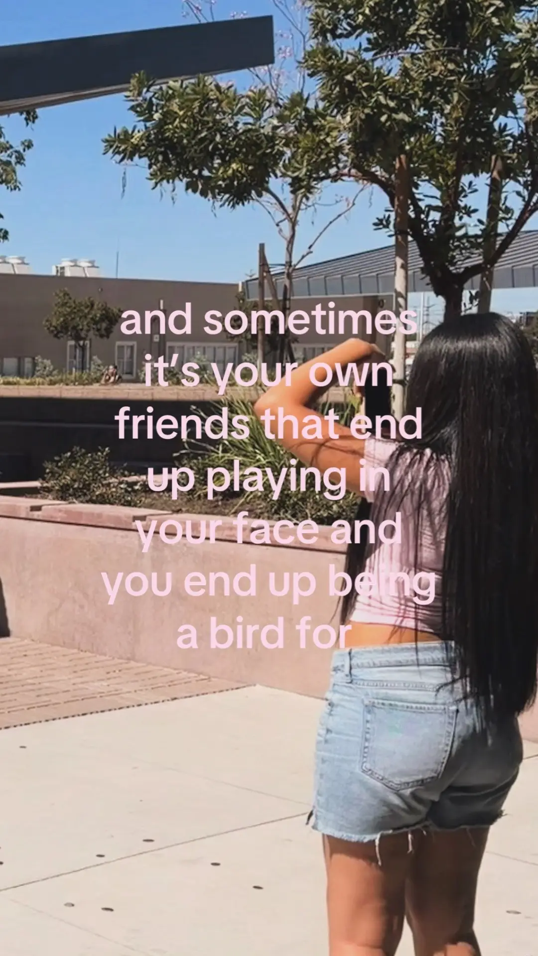 @⃟