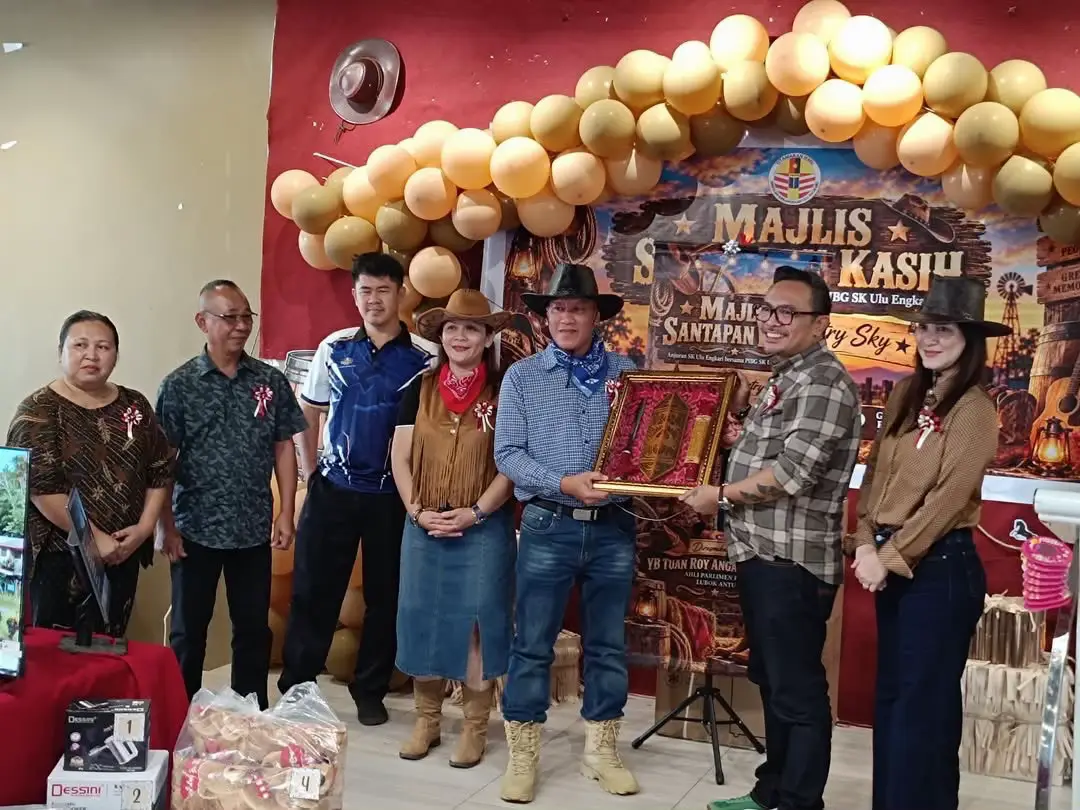 @Roy Angau Gingkoi