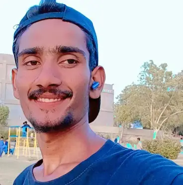 @RaHul sOhTrA bRaNd🇵🇰✈️🇱🇷