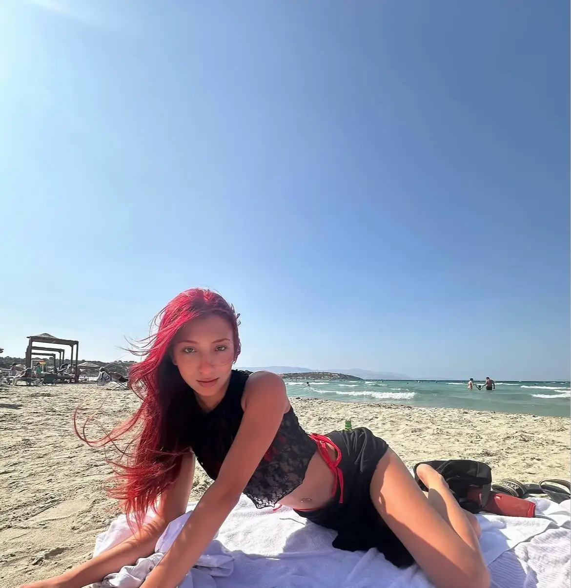 @Cemre Sağdıç