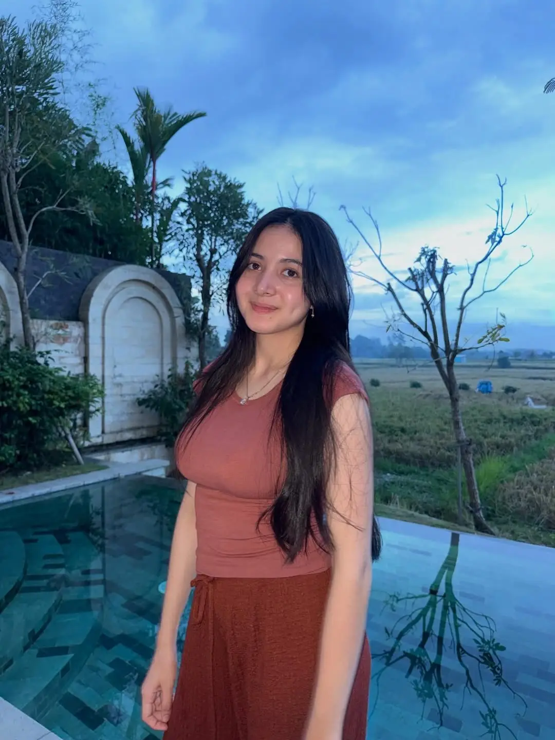 @Story Bulan Sutena