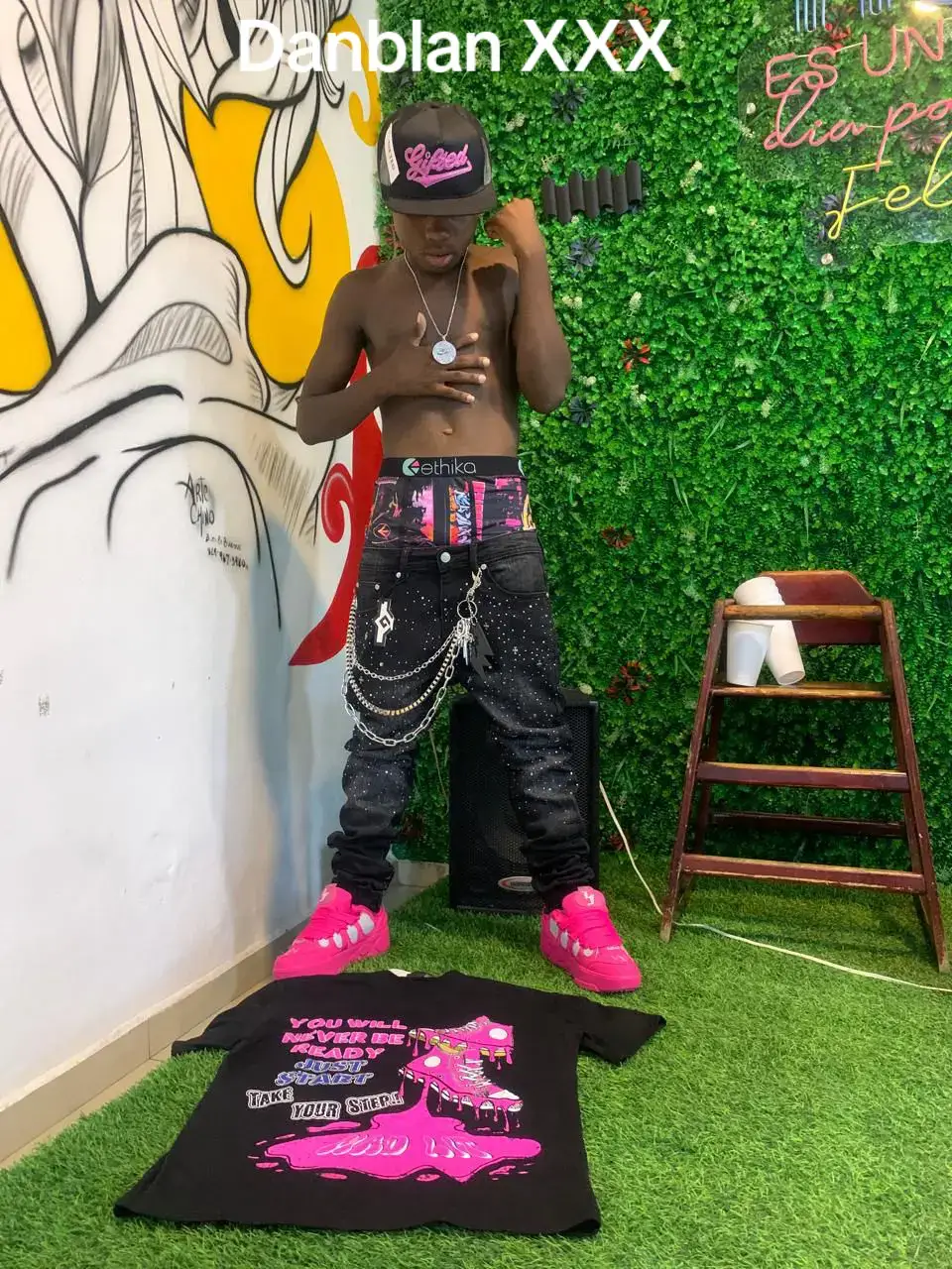 @Black sonsonn🤕🥶🤑💯👉👈