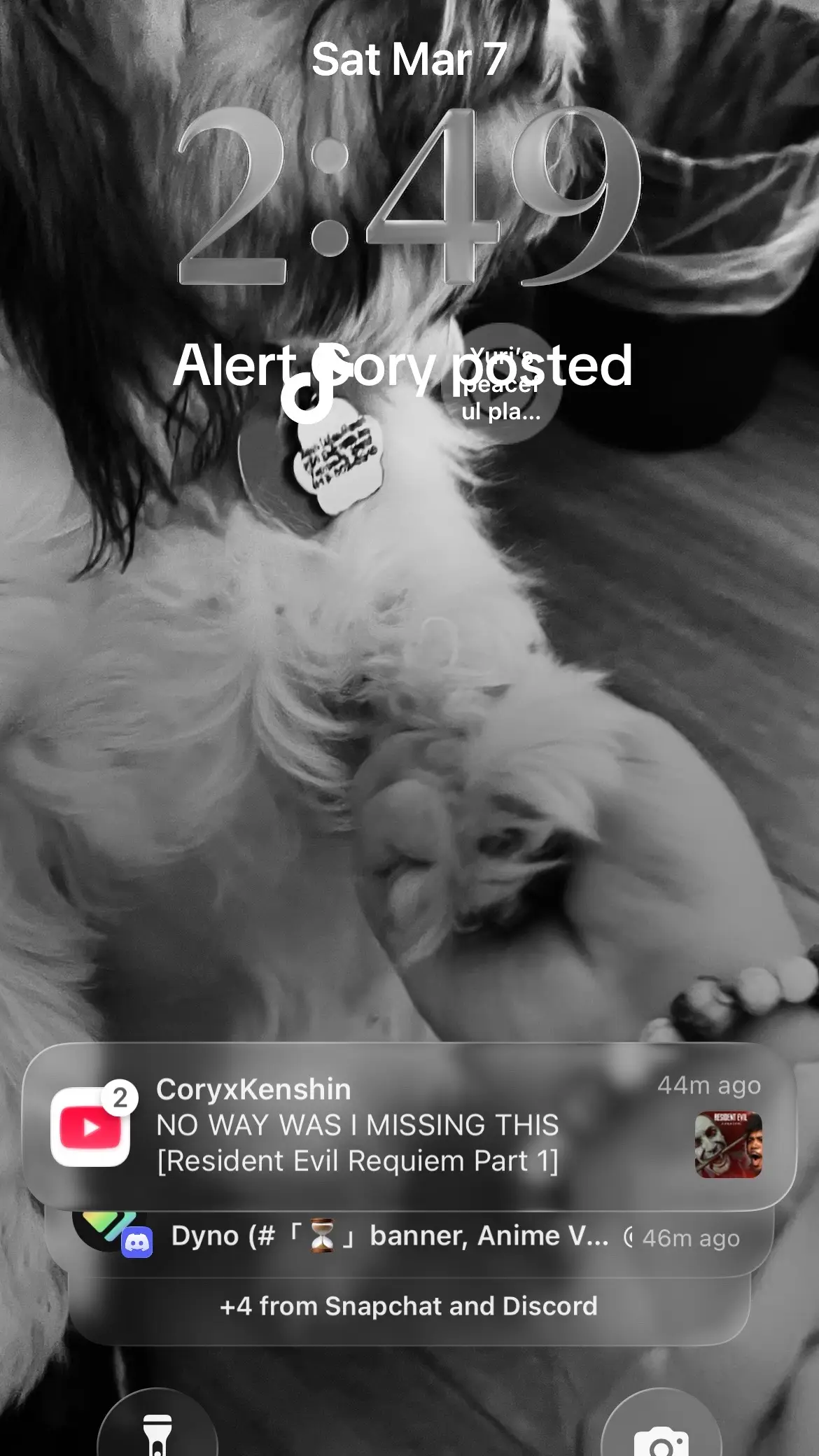 @yuritwinkleballs😭✌️