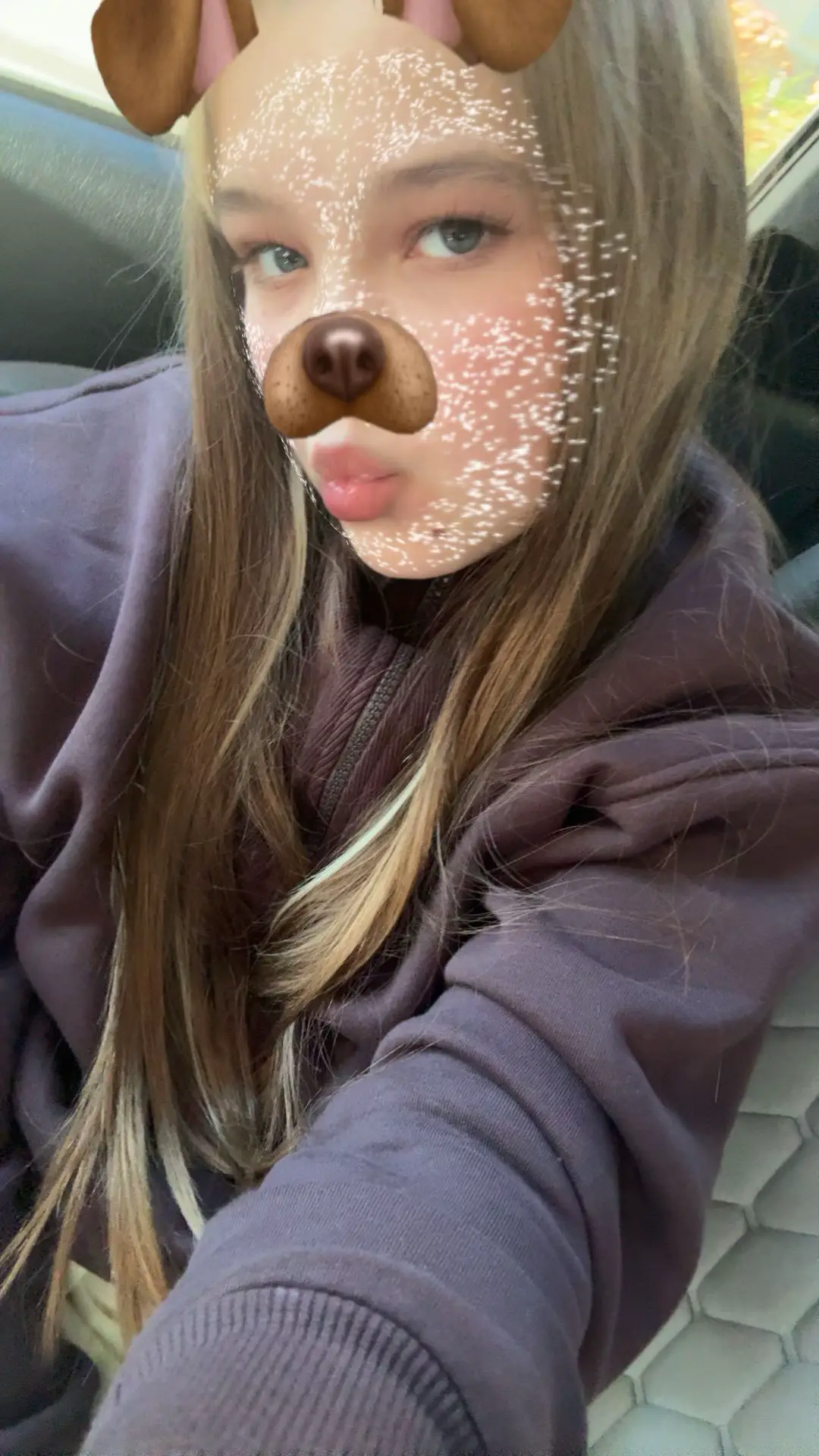@Л;з@_ун_ька