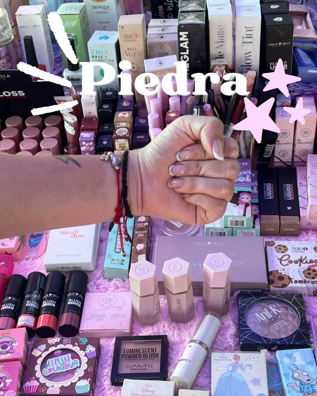 @Éclat Cosmetics