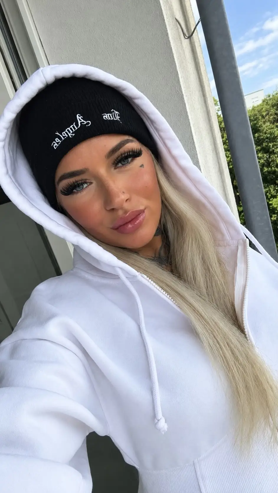 @redbull- princess ๐
