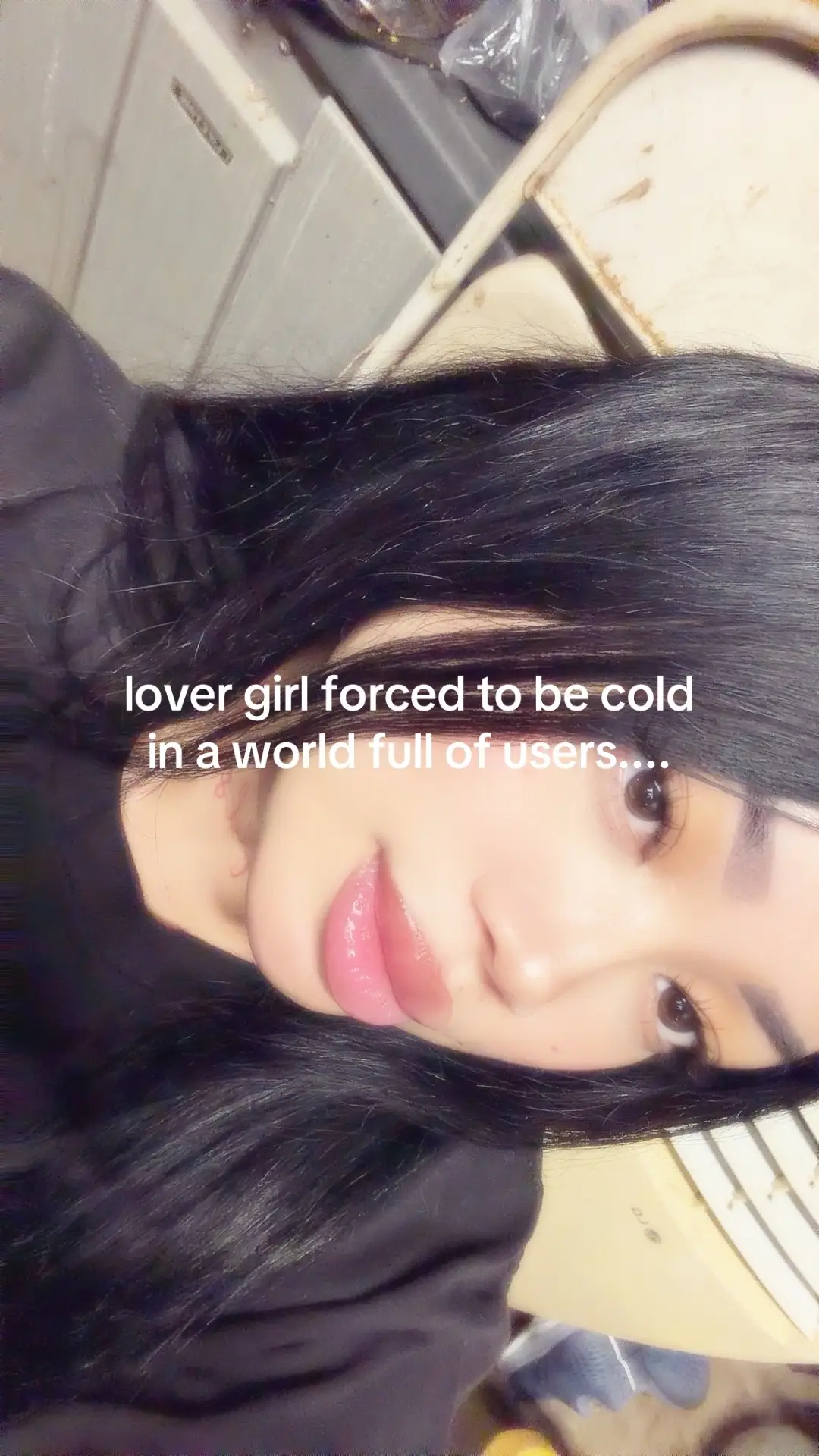 @NICOLE TIANA