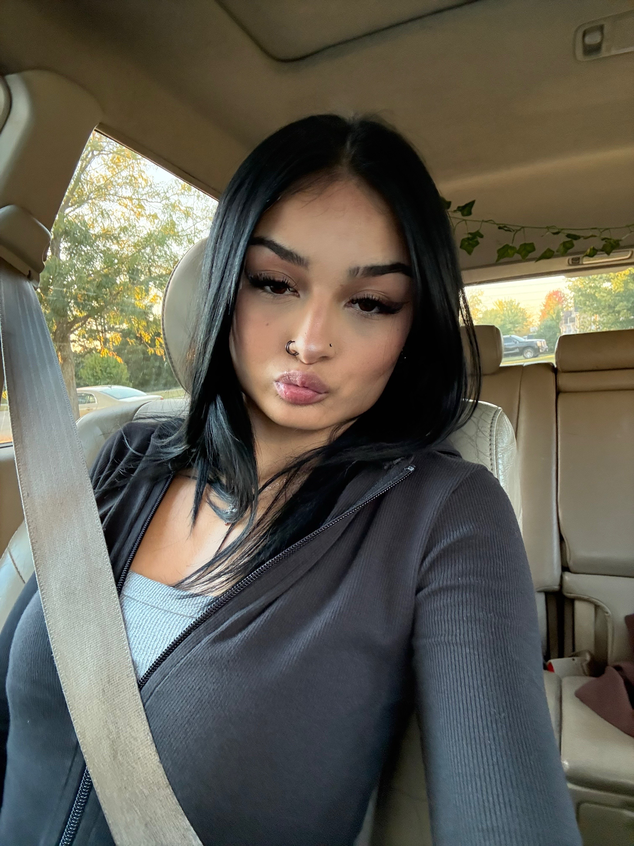 @uluv.lilp