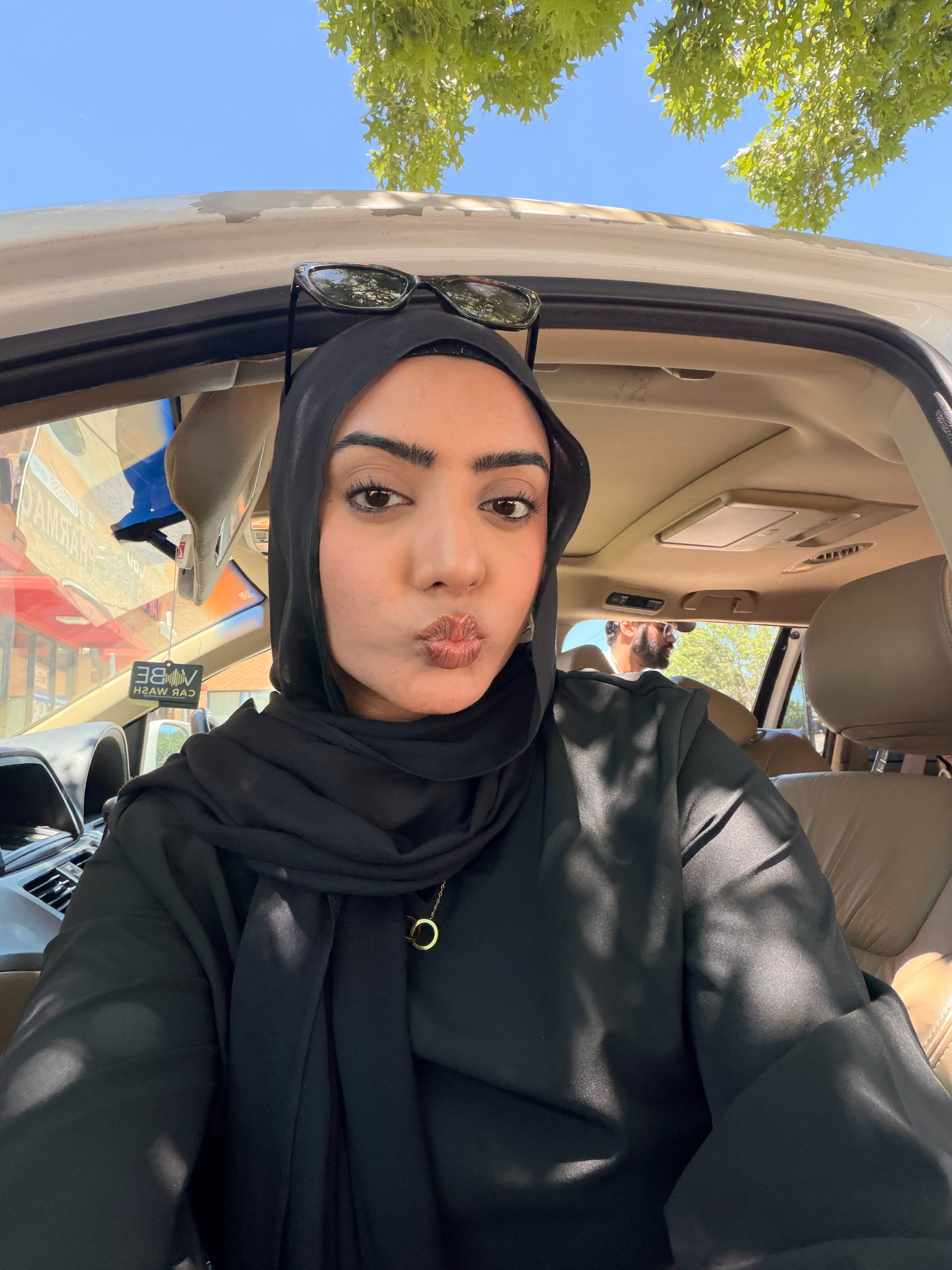 @Saraa762_